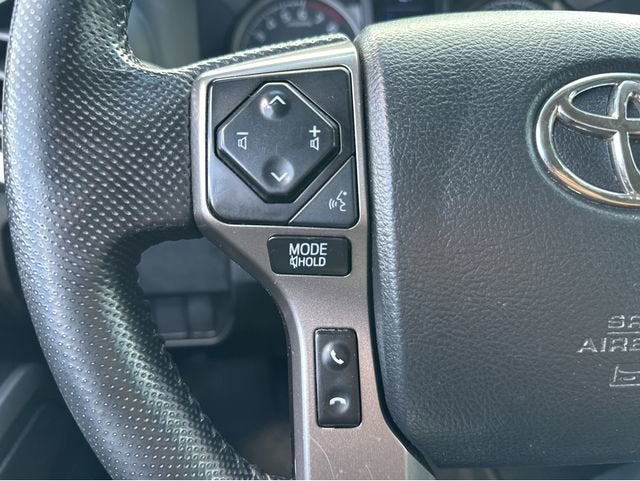 2022 Toyota Tacoma 2WD SR5