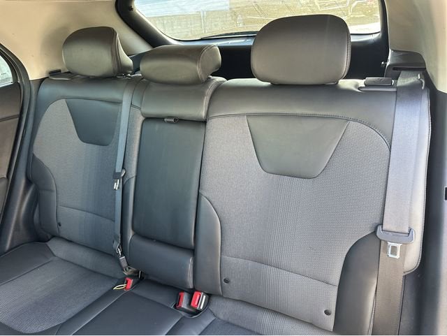 2023 Kia Niro EX Touring