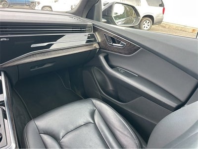 2020 Audi Q8 Premium